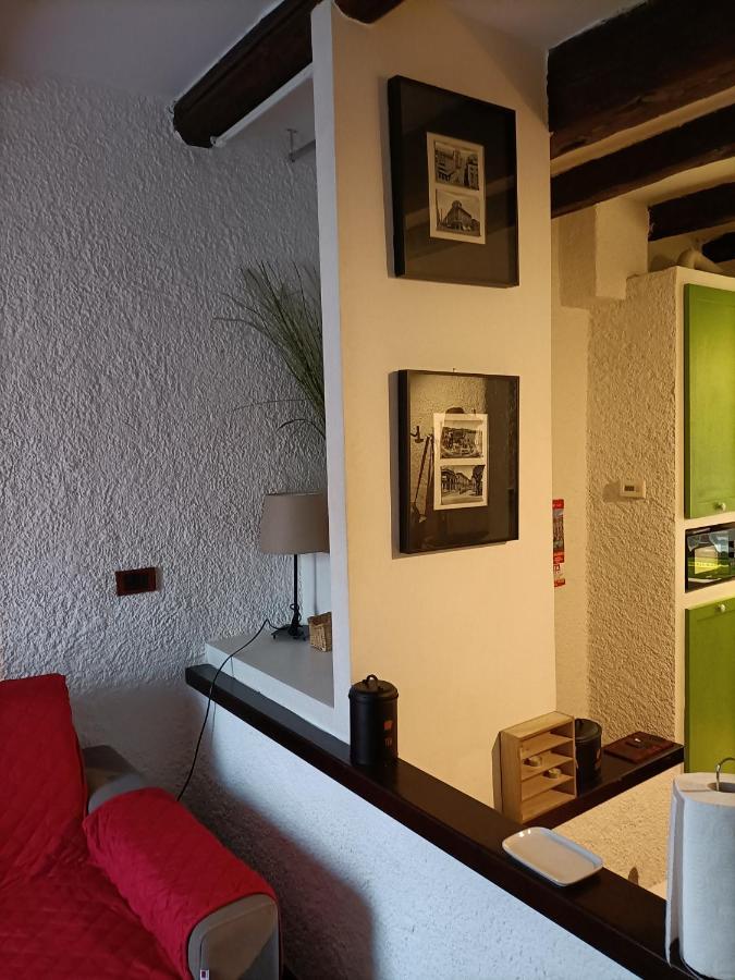 Le Due Torri Bologna Apartment Luaran gambar