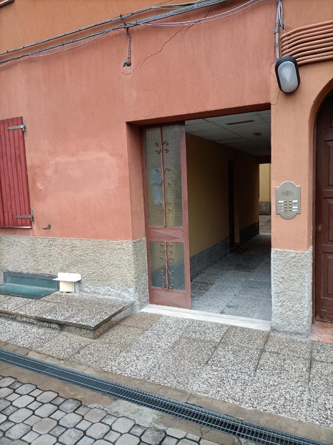 Le Due Torri Bologna Apartment Luaran gambar