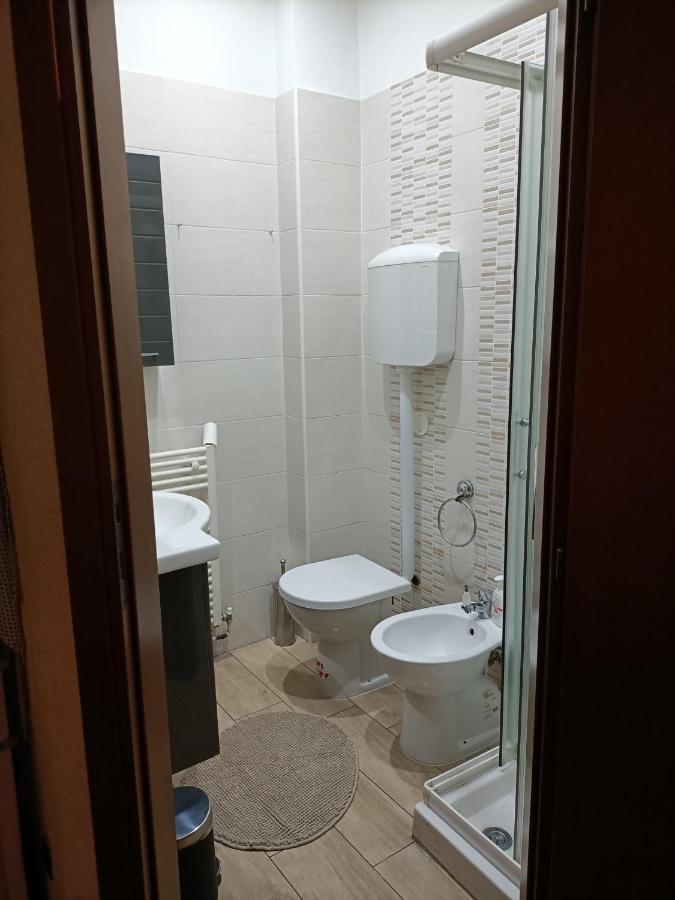 Le Due Torri Bologna Apartment Luaran gambar